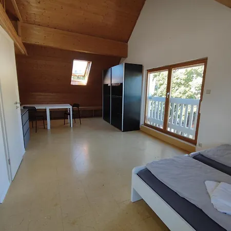 Monter24- Kh01 Grosses Apartment, Monteur Wohnung, 5 Personen, 3 Schlafzimmer, Parkplatz Bad Kreuznach
